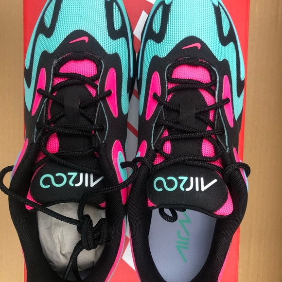 Nike Air Max 200. New in Box - Picture 3 of 8